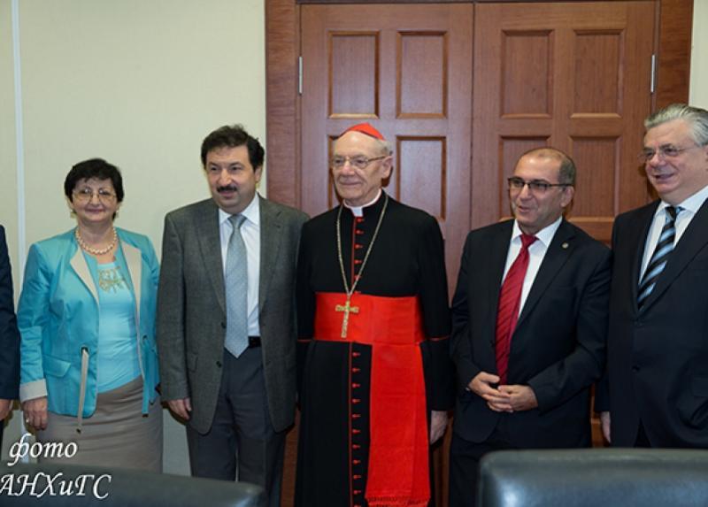 Президентскую академию посетил кардинал Поль Пупар